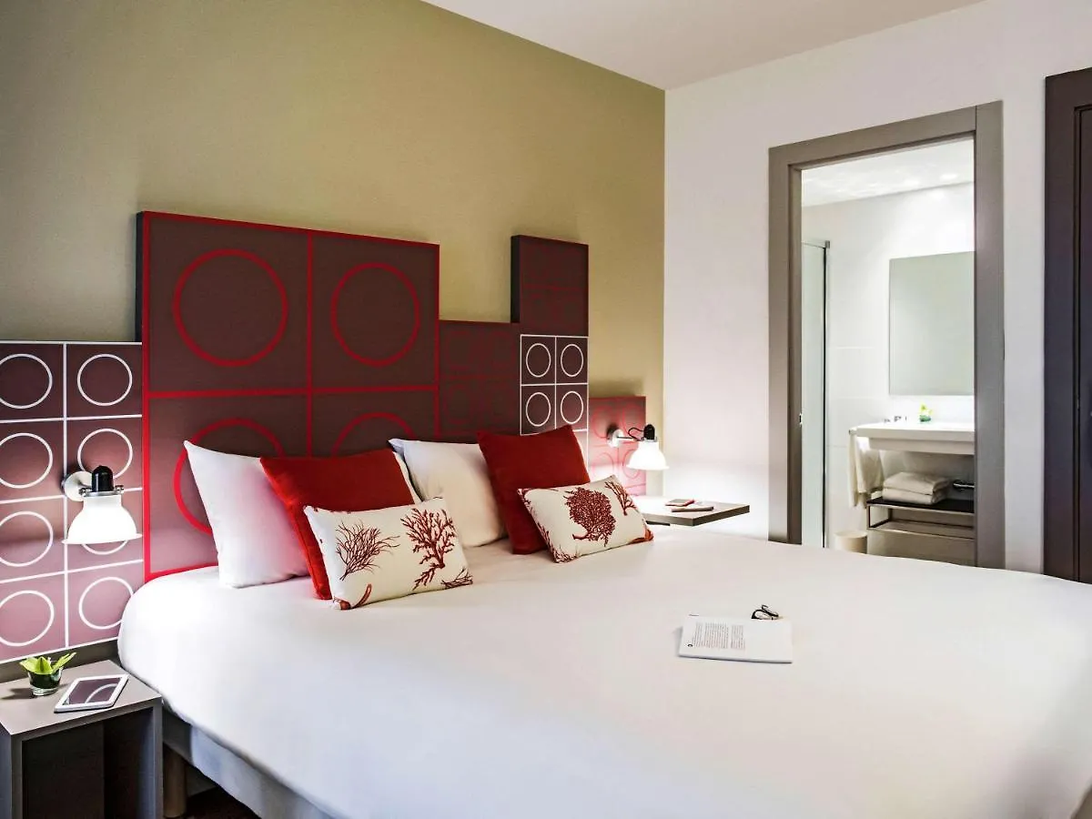فندق Ibis Styles Barcelona Centre 2*,  إسبانيا