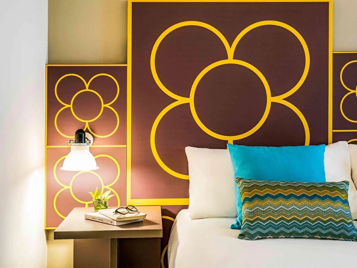 Ibis Styles Barcelona Centre Hotel 2*,