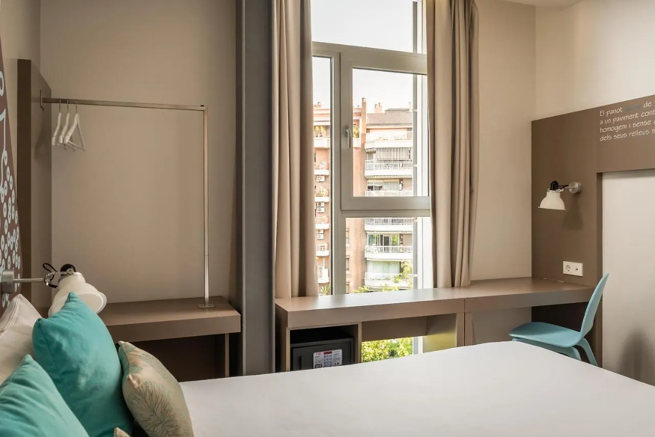 Ibis Styles Barcelona Centre Hotel